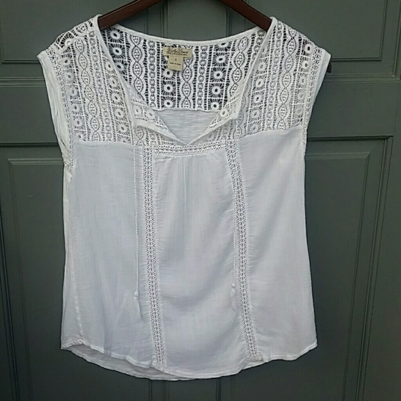 Lucky Brand Tops - Lucky Brand BOHO pheasant style top